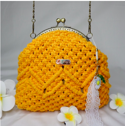 the daffodils mini bag